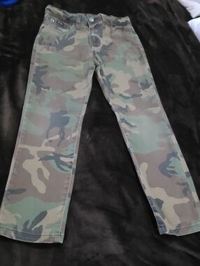 Ralph Lauren Kids Camo Straight-Leg Pants in Green and Brown